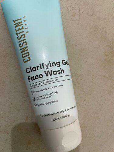 Clarifying Gel Face Wash photo review